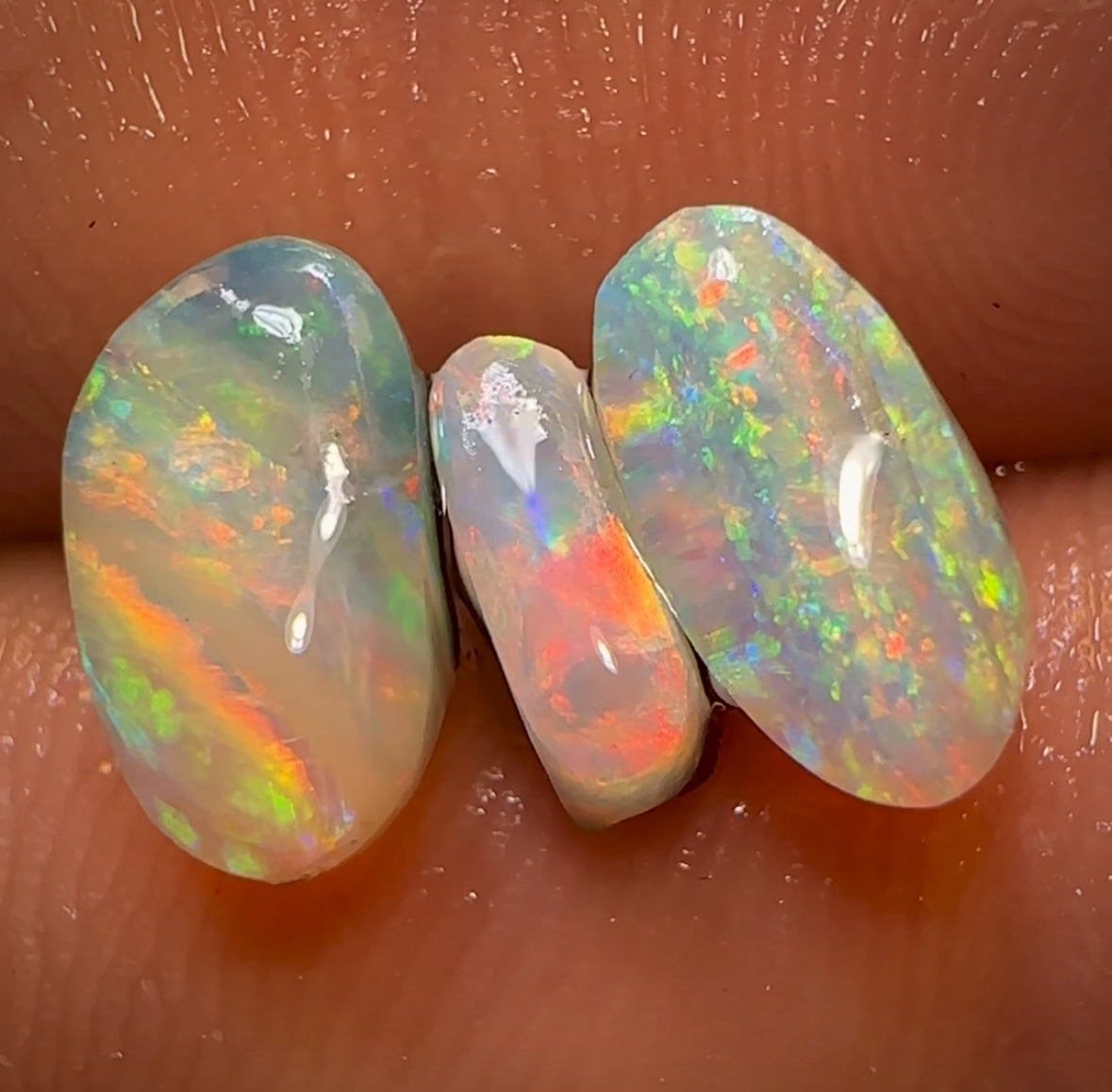 4.1cts - 3x Top Quality Australian Boulder Seam Opal Rubs Parcel