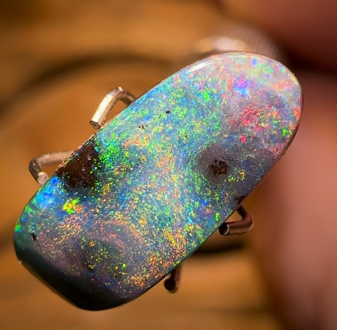 2.3cts - Queensland Boulder Seam Opal from Winton