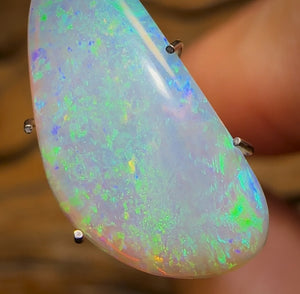 3.55cts - South Australian Crystal Opal