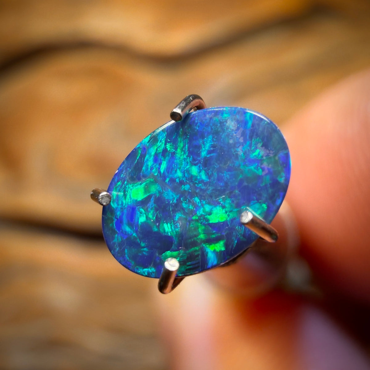 0.45cts - Australian Boulder Opal Doublet