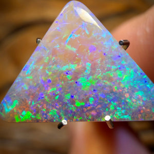 2.3cts - Solid Australian Top Boulder Pipe Opal