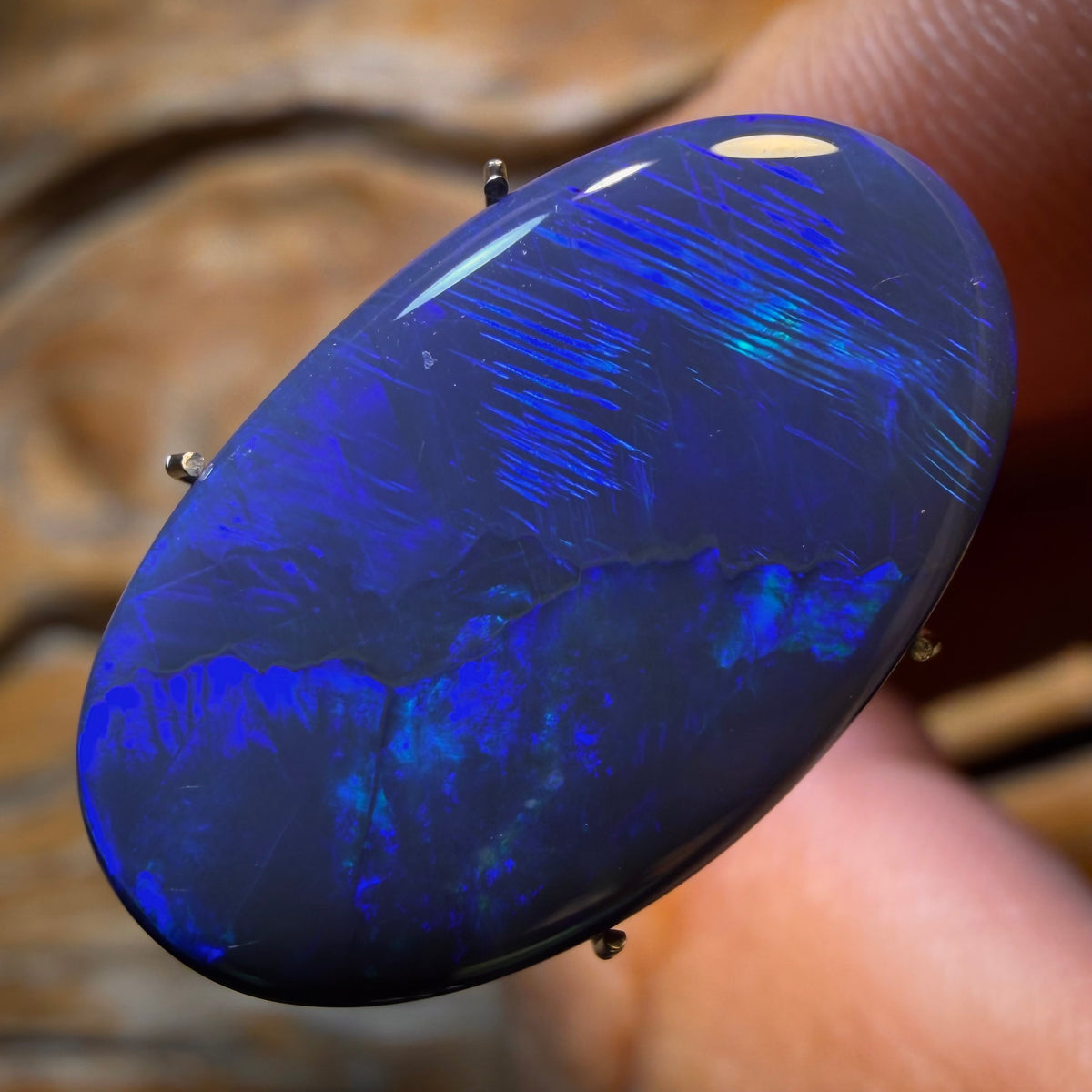 Bargain Card! 4.6cts - Gem Lightning Ridge Black Opal