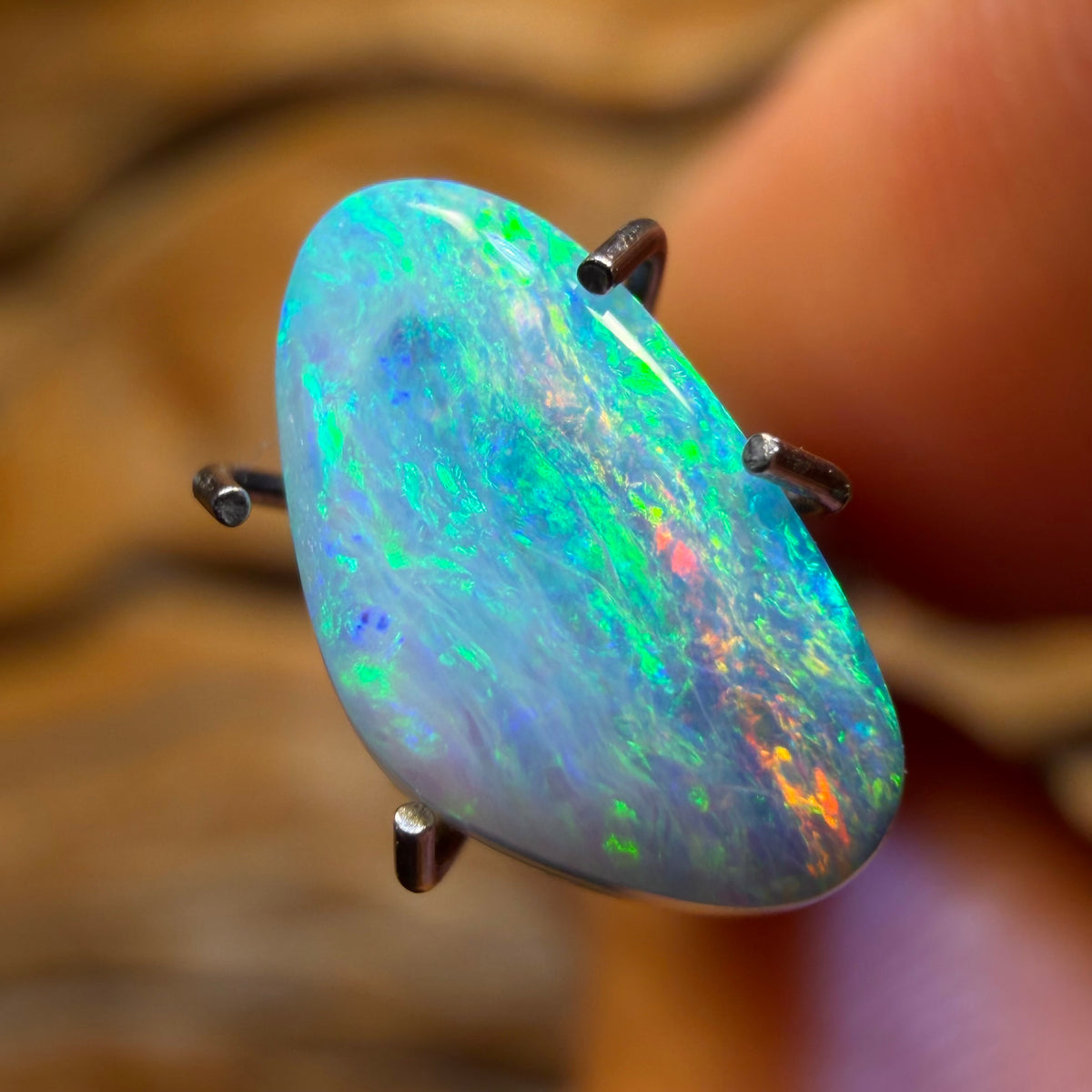 1.5cts - Australian Boulder Seam Opal from Winton