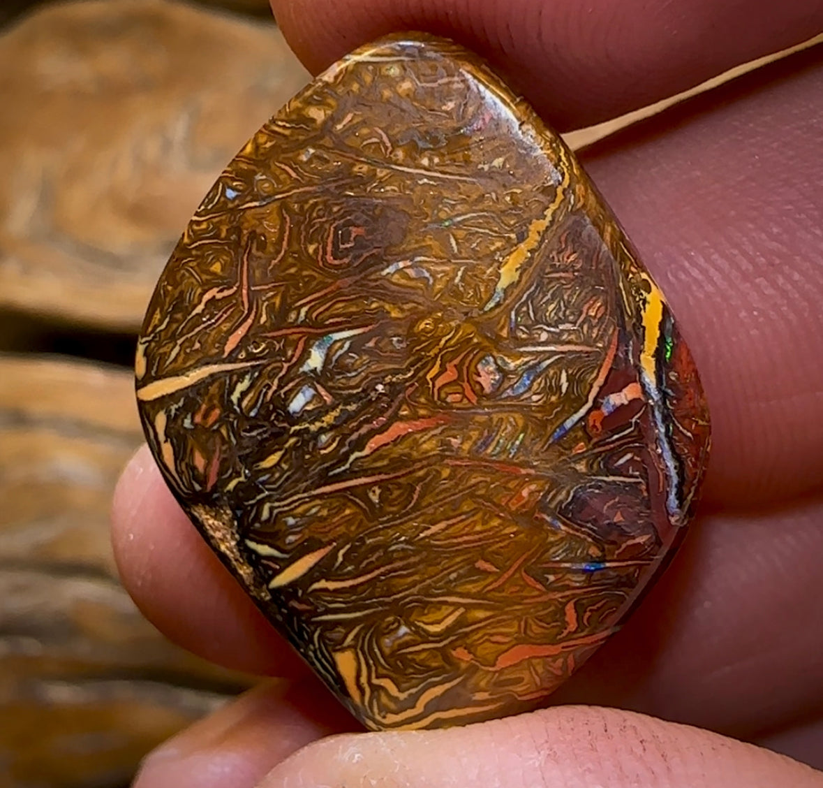 32.2cts - Amazing Tribal Picture Stone Boulder Opal from Yowah