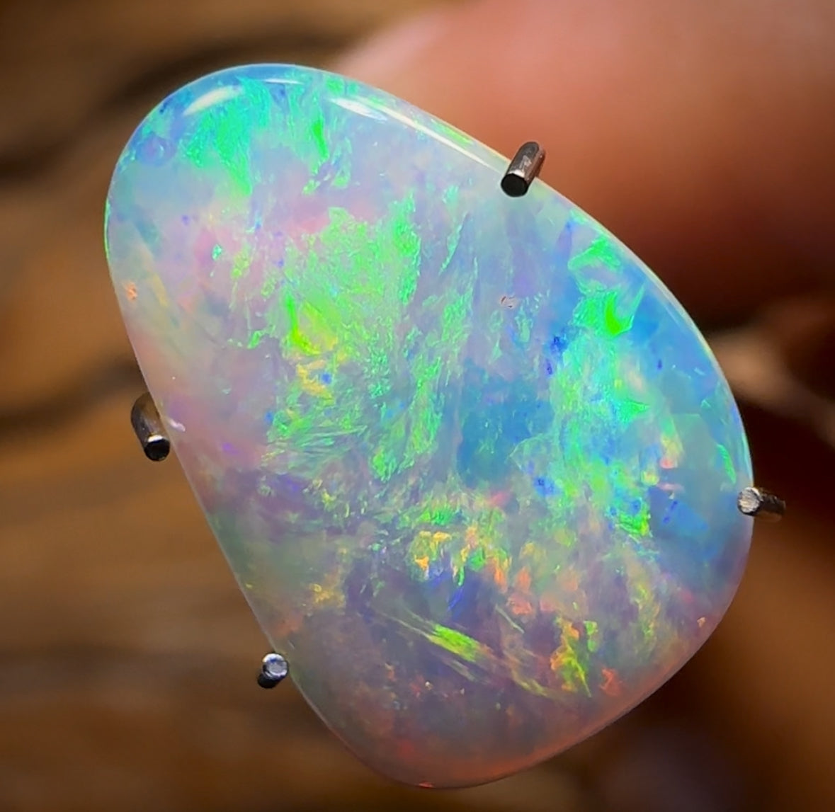 Auction Fall-Through = Your Gain! 🔥 Now More Than 50% Off RRP 🚨 2.19cts - Lightning Ridge Crystal Opal