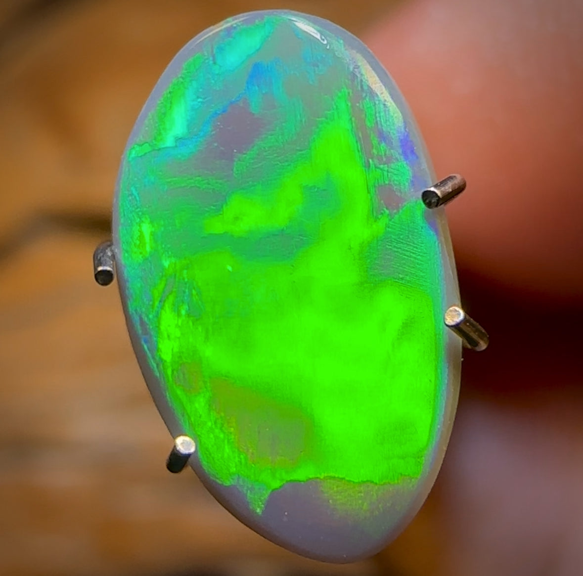 1.95cts - “Green flash 1”GEM Lightning Ridge Dark Opal