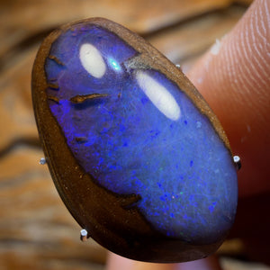 🔨 AUCTION 🔨 No Reserve 11.2cts - Queensland Boulder Seam Opal. Australian Opal