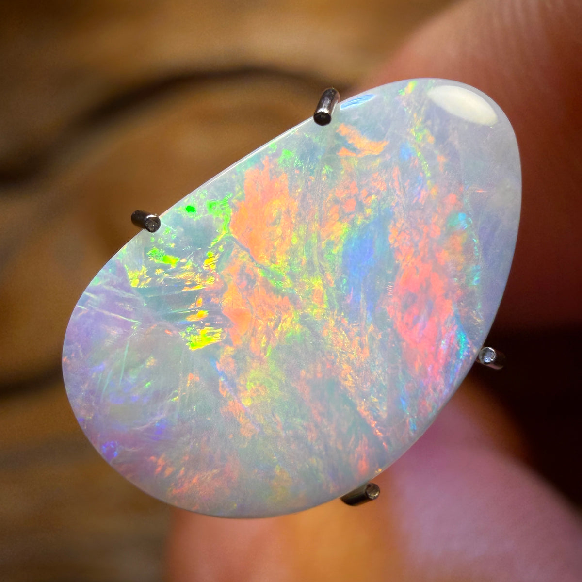 2.6cts - South Australian White Opal from Coober Pedy