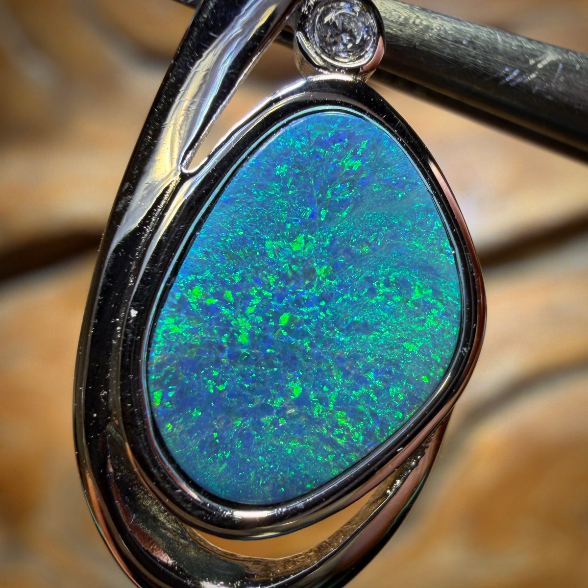 🔨 AUCTION 🔨 Sterling Silver - Queensland Boulder Opal Doublet Pendant