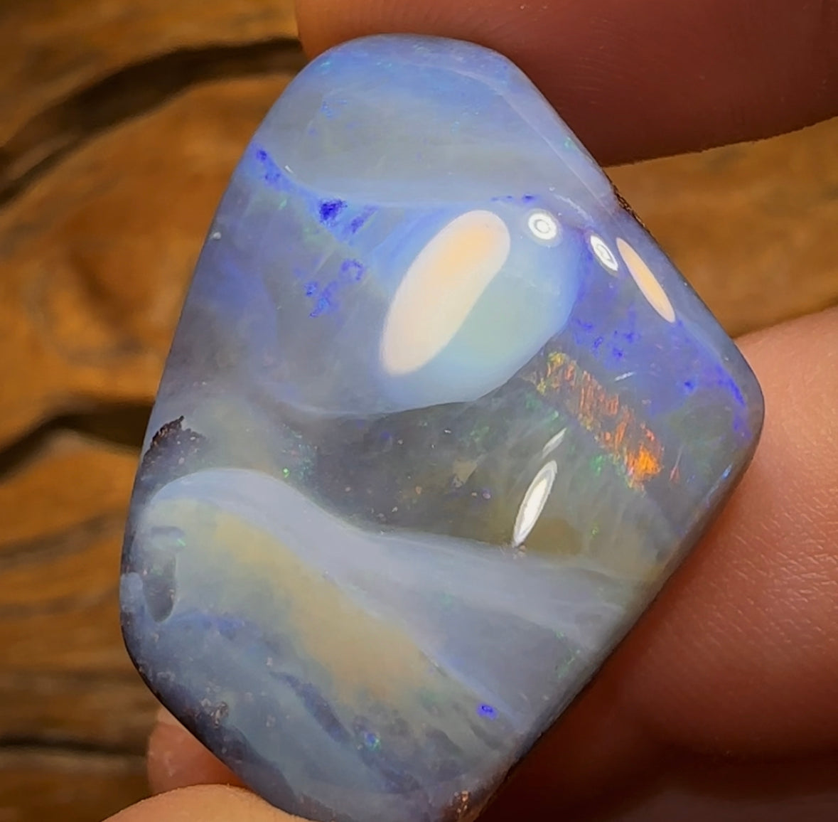 56.4cts - Queensland Boulder Seam Crazy Picture Opal
