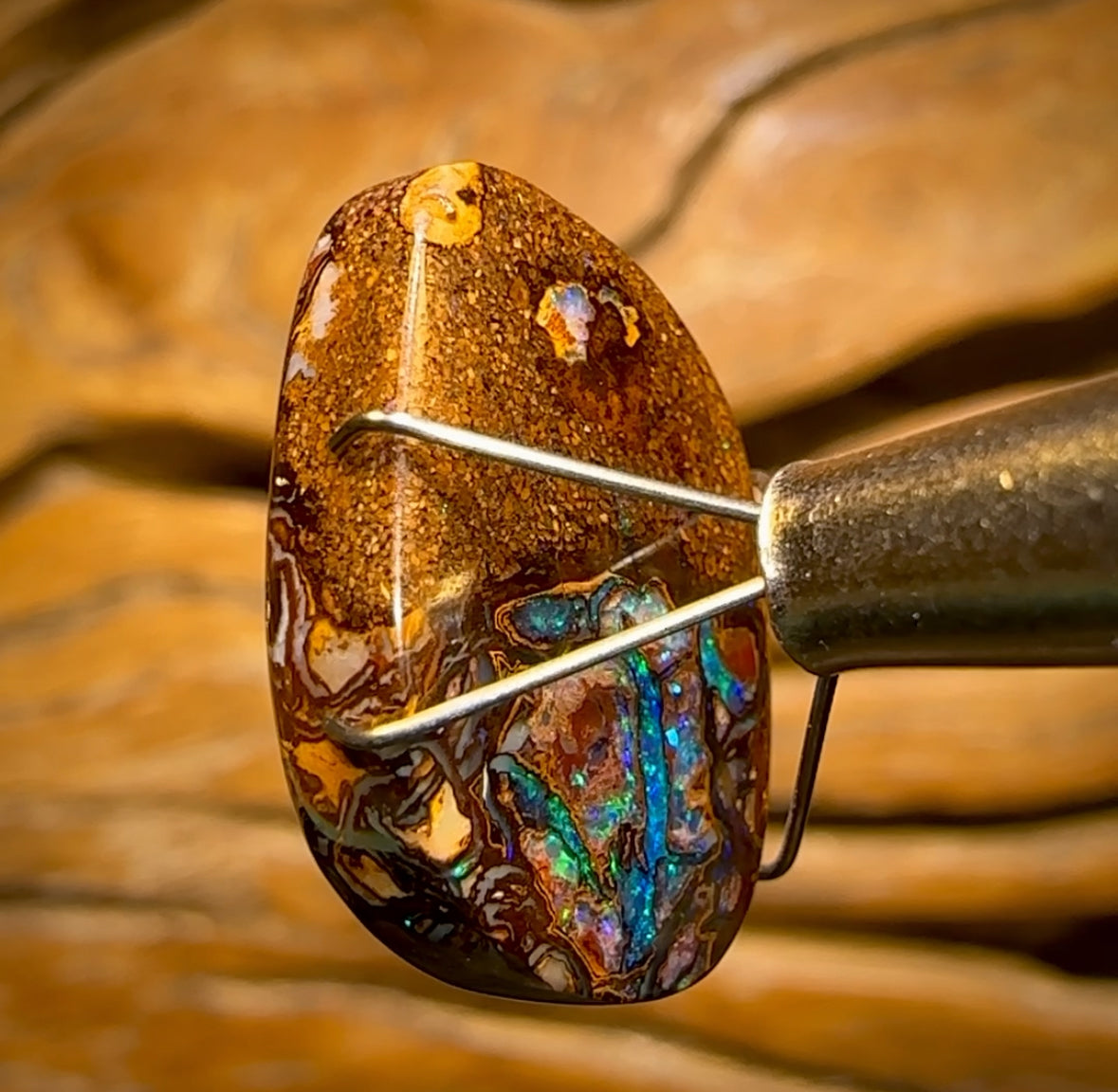 17.1cts - Tribal Queensland Boulder Opal from Yowah