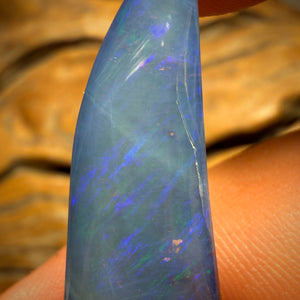 23.1cts - Queensland Boulder Seam Opal. Australian Opal