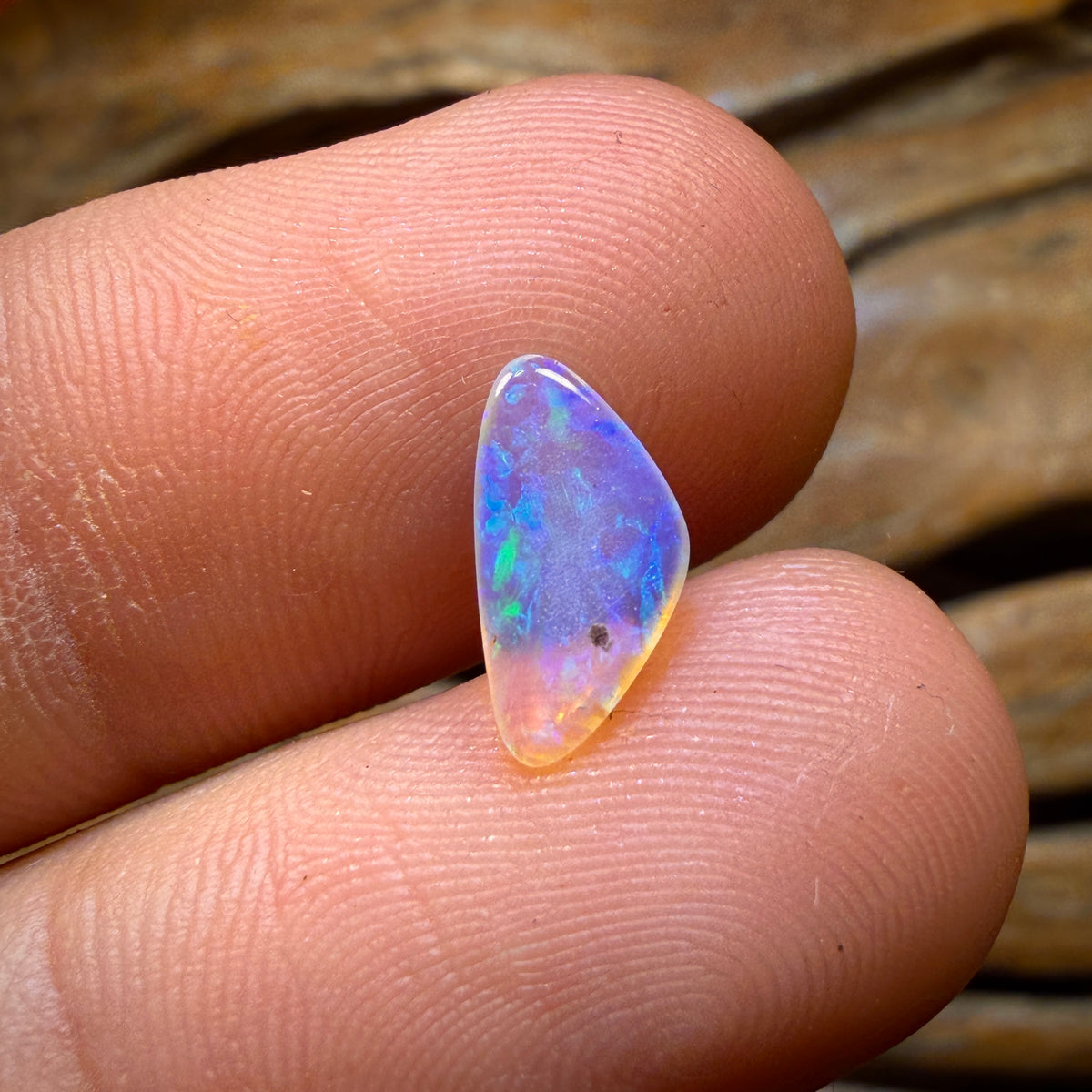 0.75cts - Solid Australian Boulder Pipe Crystal Opal