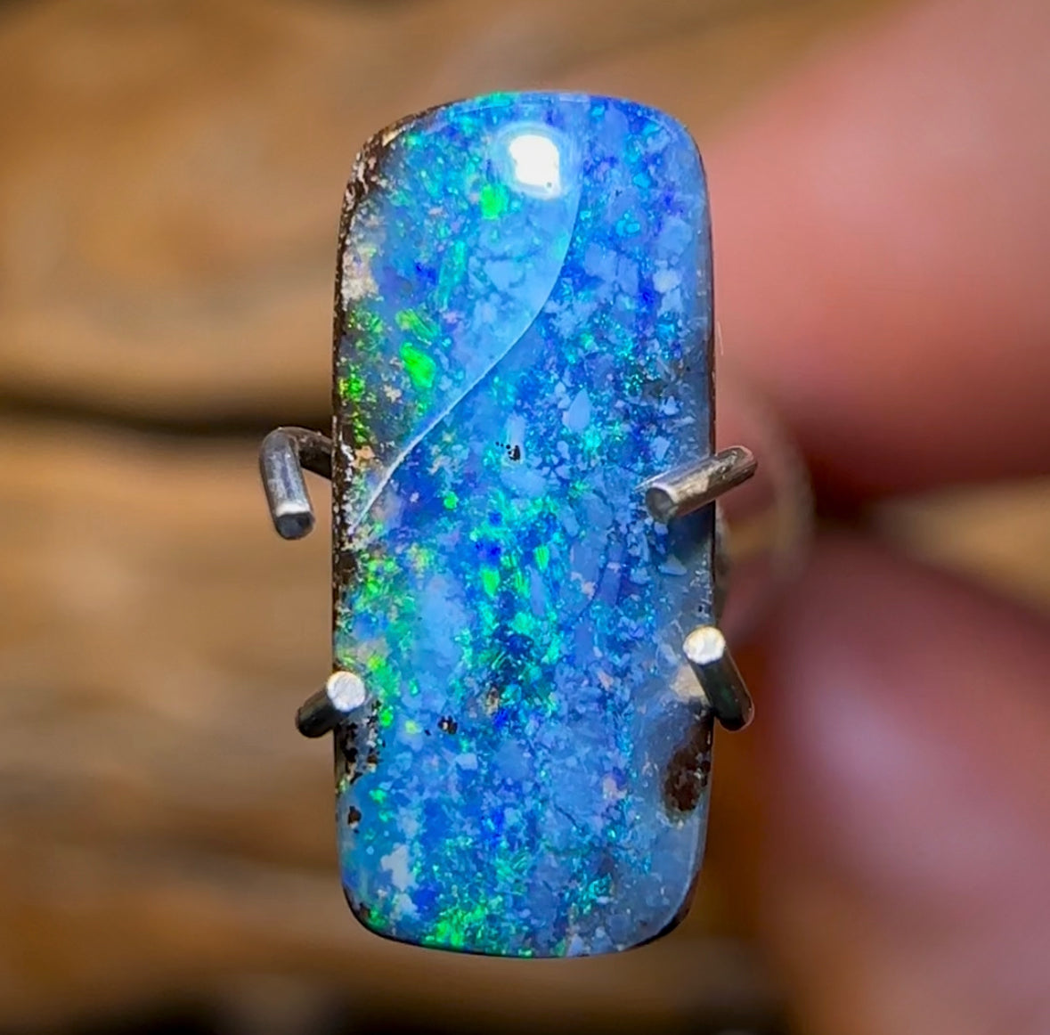 0,95 ct - Opale de filon de Boulder australienne BONNE AFFAIRE