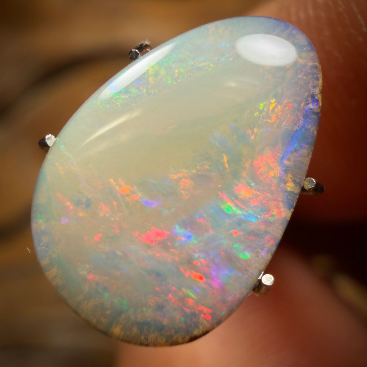 3.7cts - Queensland Boulder Seam Opal. Australian Opal