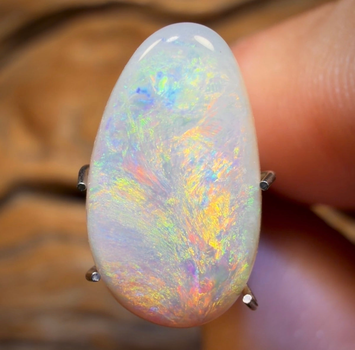 3.25cts - Lightning Ridge Light Opal