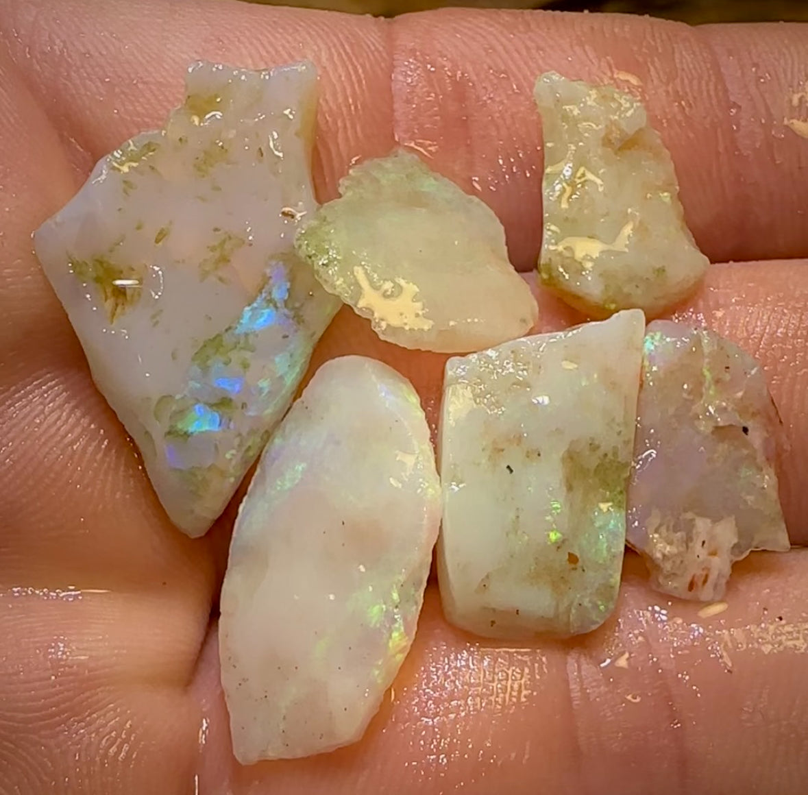 33cts - 5x Lightning Ridge Light Opal Rough Parcel