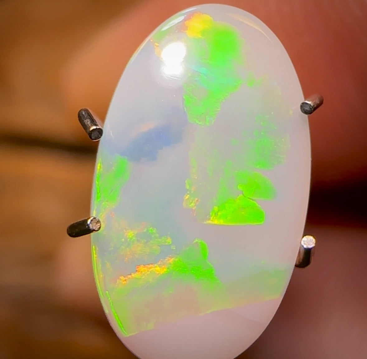 1.45cts - South Australian White Opal Rare Rolling Flag Pattern