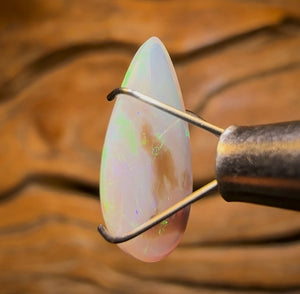 2.35cts - Lightning Ridge Crystal Opal