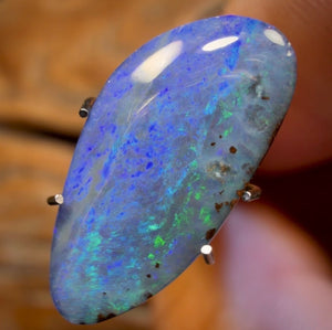 Auktion loser Opal 4,1 Karat – Queensland Boulder Seam Opal aus Winton. Australischer Opal