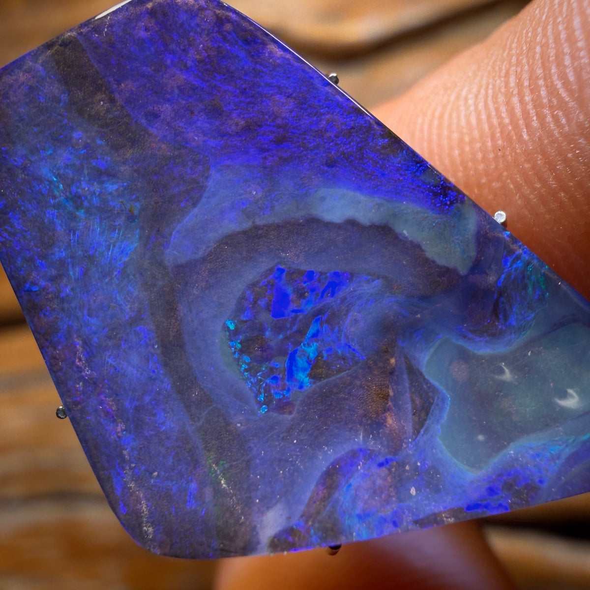 Bargain Card! 16.1cts - “Ocean Dreams” Top Australian Boulder Seam Opal from Winton