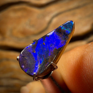 TGIF 2.1cts - Australian Boulder Seam Opal