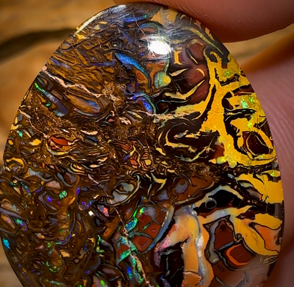 43.9cts - Wow Tribal Australian Boulder Picture Opal