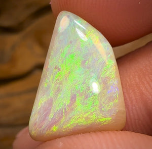 8.2cts - GEM South Australian White Opal
