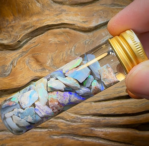 90.4cts - Vial of Lightning Ridge Opal - Opal Whisperers