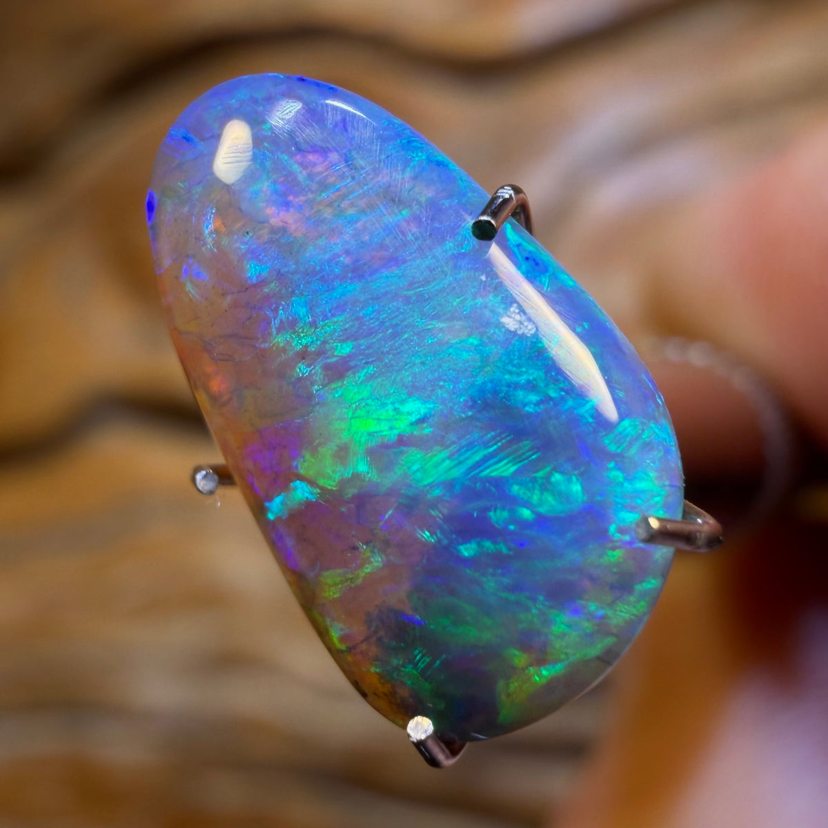 2cts - Lightning Ridge Black Crystal Opal