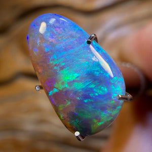 2cts - Lightning Ridge Black Crystal Opal