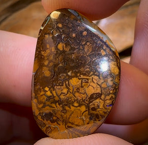 Auction Fall-Through = Your Gain! 🔥 Now More Than 50% Off RRP 🚨 25.4cts - Unique Ironstone Pattern Australian Boulder Opal from Yowah