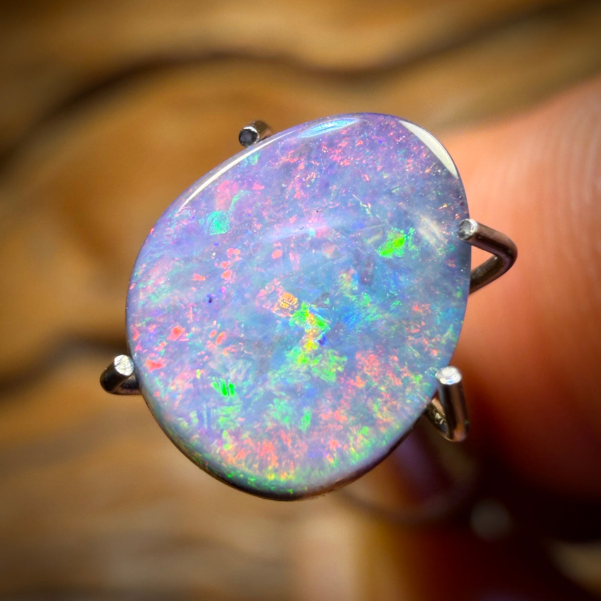 1,5 Karat – Queensland Boulder Seam Opal aus Opalton