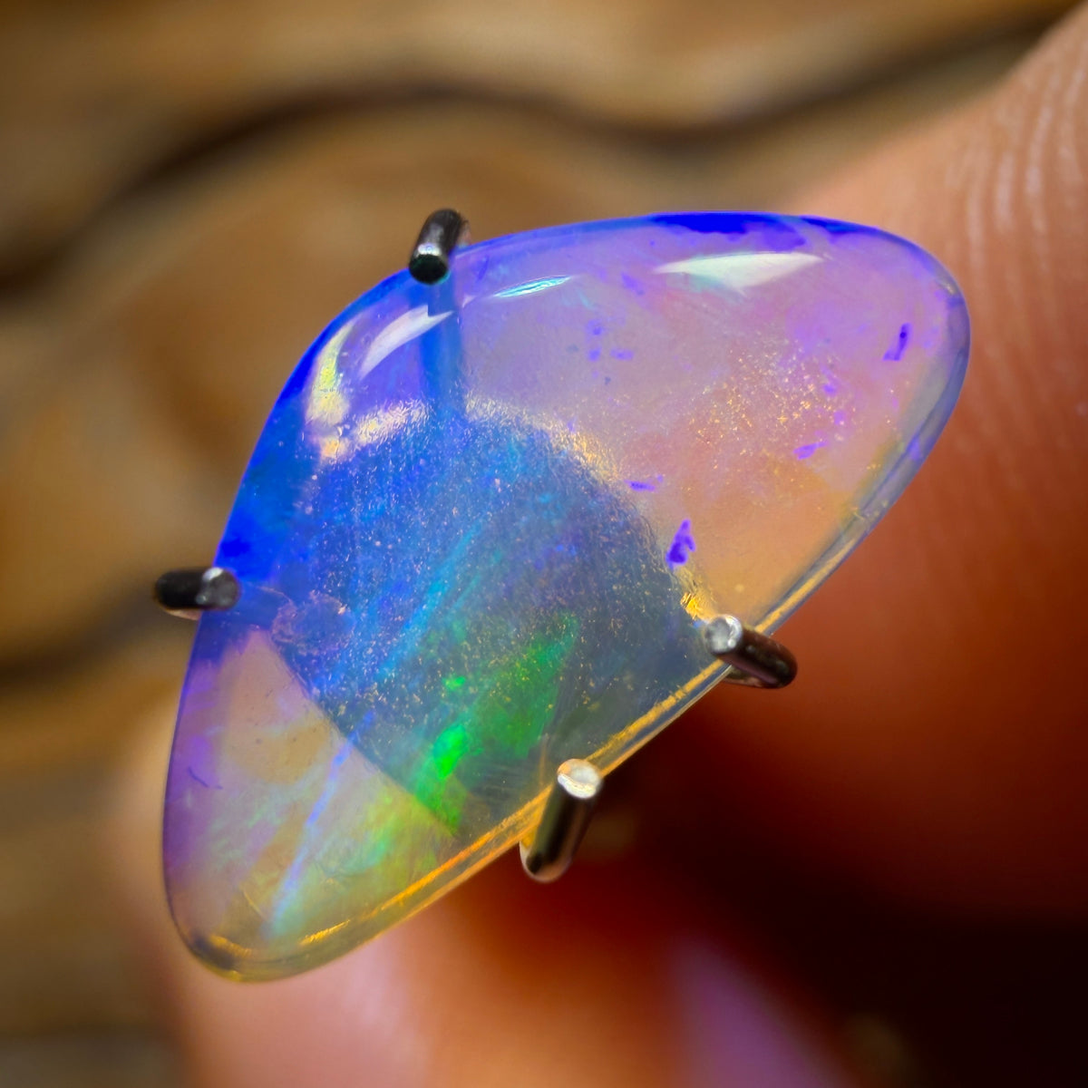 0.75cts - Solid Australian Boulder Pipe Crystal Opal