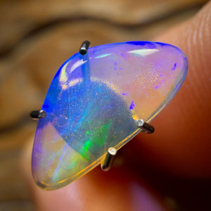 0.75cts - Solid Australian Boulder Pipe Crystal Opal
