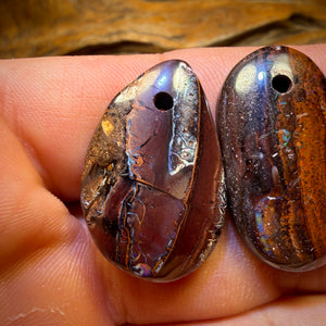84,6ct – 3x gebohrte Queensland Boulder Opale. Günstiges Großhandelspaket