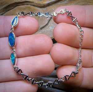 Sterling Silver - Australian Boulder Doublet Opal Bracelet