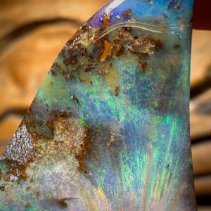 29.2cts - Large Queensland Boulder Seam Opal. Australian Opal Picture Stone