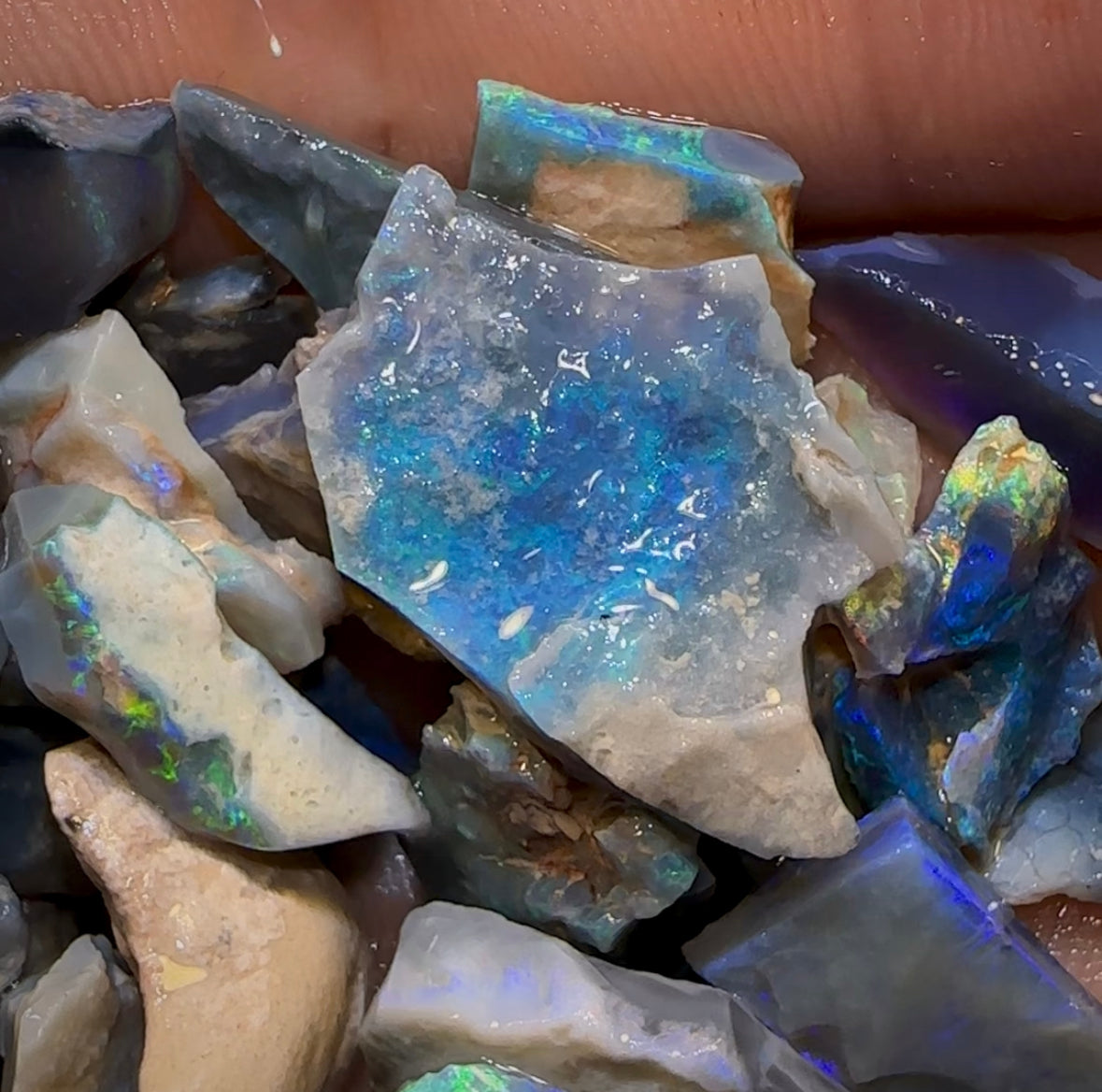 95.9cts - 30x Lightning Ridge Crystal, Dark and Black Opal Rough Parcel - Opal Whisperers