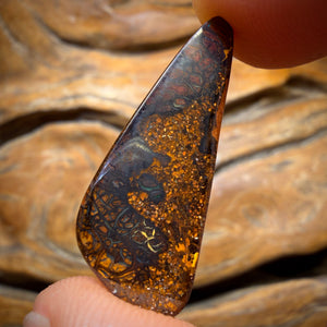 19.2cts - Tribal Yowah Nut Opal. Australian Opal