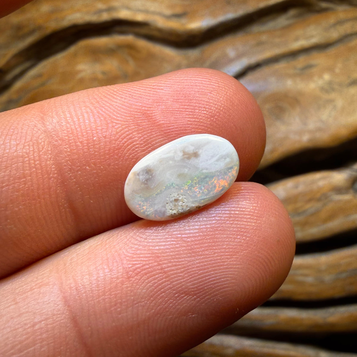 Wildcard! 2.1cts - South Australian White Opal from Coober Pedy