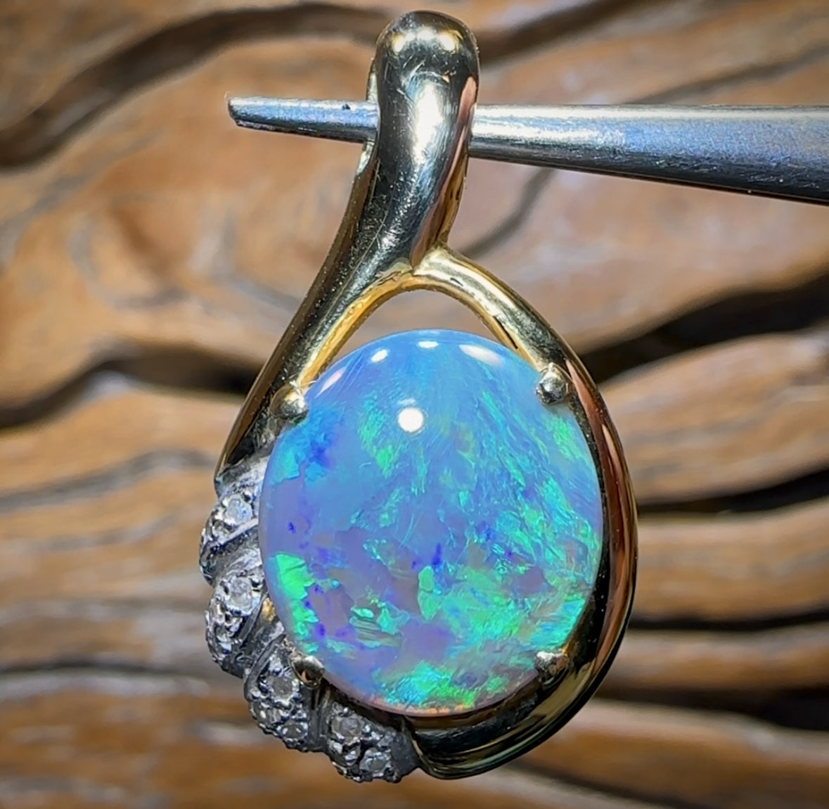 “Mums Piece 2”, Gold - Solid Lightning Ridge Black Opal Pendant Heritage Collection