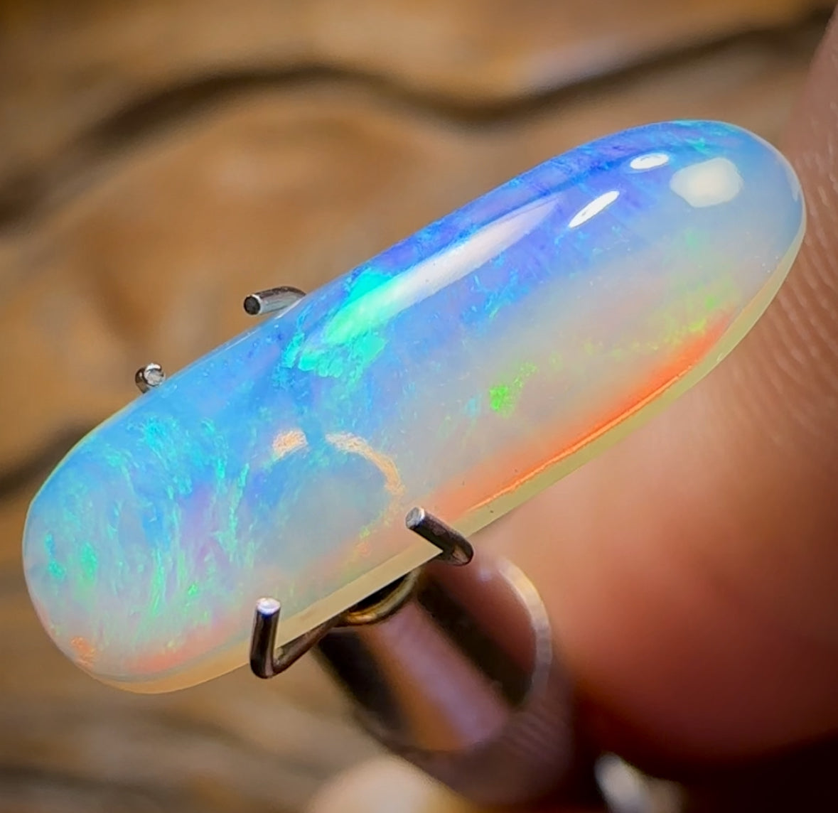 2.25cts - Lightning Ridge Crystal Opal