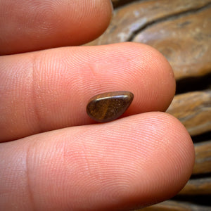 1.05cts - ‘Star Fire’ Queensland Black Boulder Seam Opal