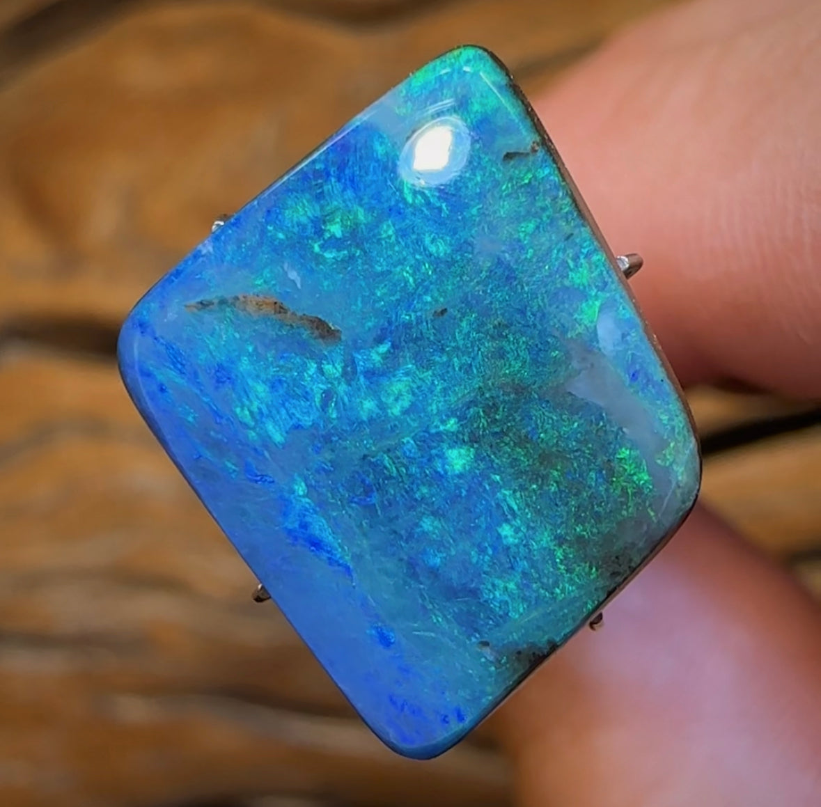 10.3cts - Australian Boulder Seam Opal