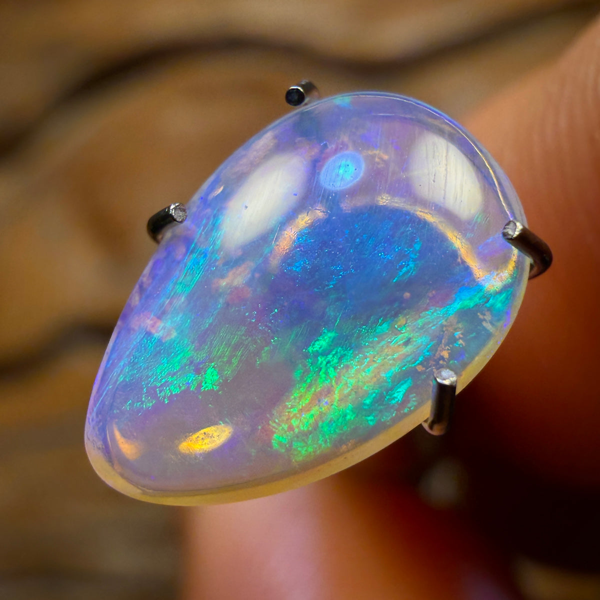 1.1cts - Solid Australian Boulder Pipe Crystal Opal