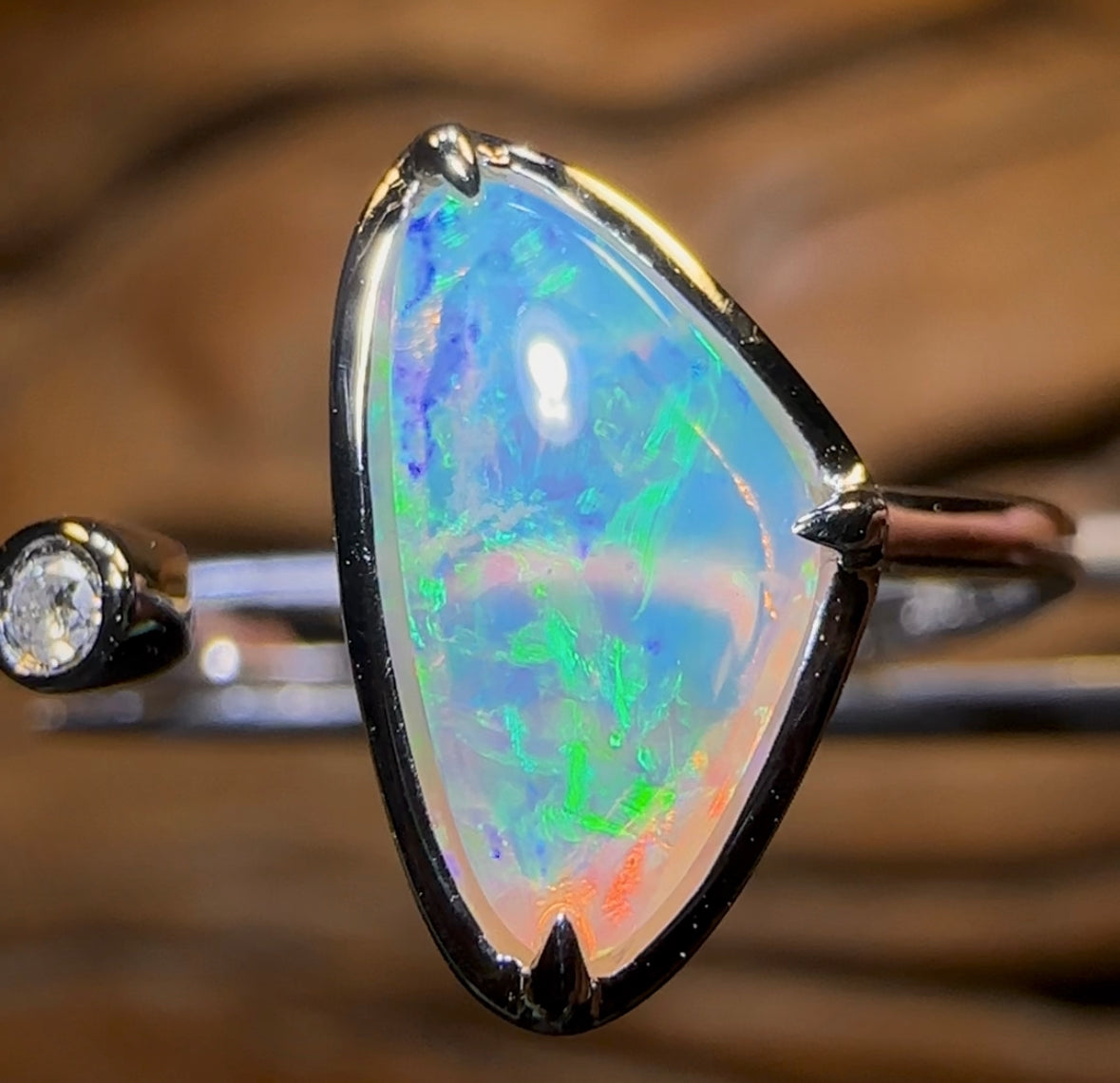 14k White Gold - Solid South Australian Crystal Opal Ring - Opal Whisperers