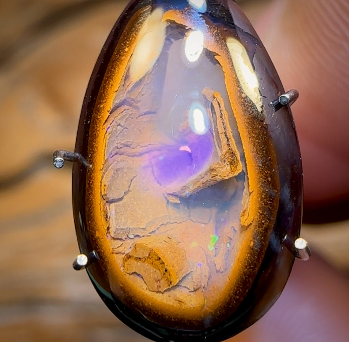 5.25cts - RARE Yowah Nut Crystal Centre Opal