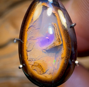 5.25cts - RARE Yowah Nut Crystal Centre Opal