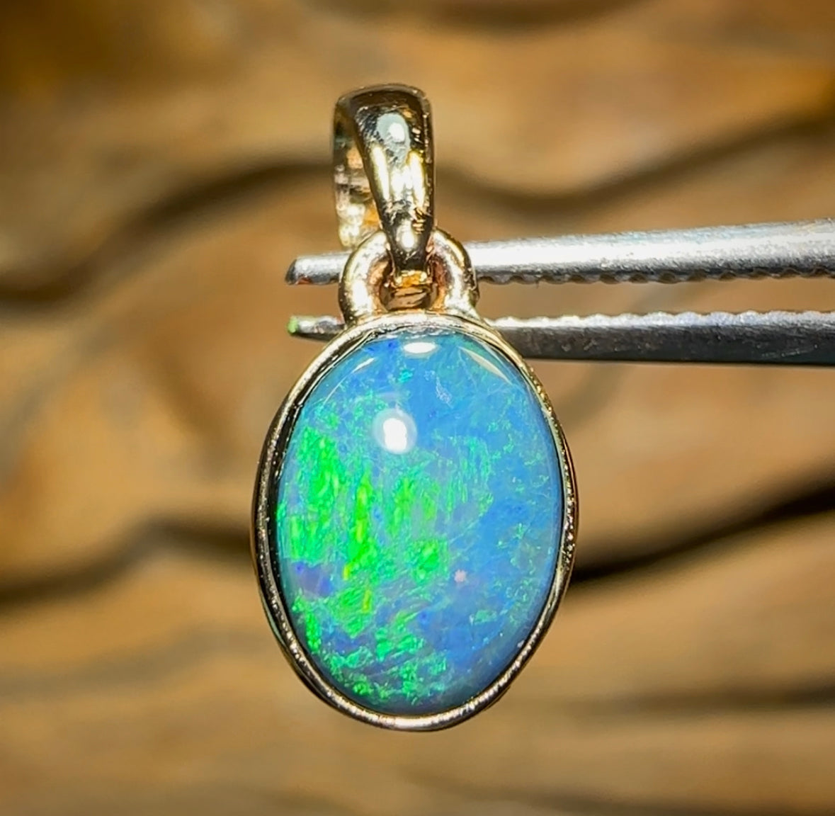 9k Gold - Queensland Boulder Doublet Opal Pendant - Opal Whisperers